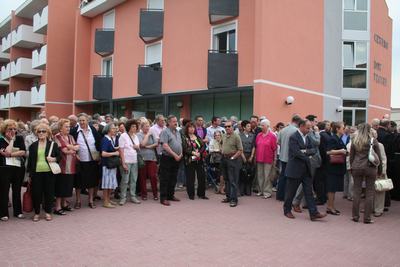 Un momento durantw l'inaugurazione del Centro don Vecchi ter