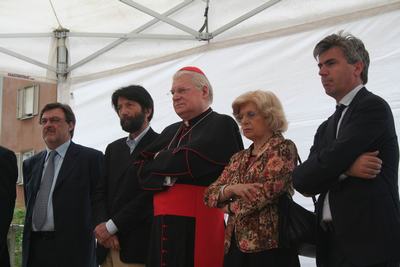 Un momento durantw l'inaugurazione del Centro don Vecchi ter